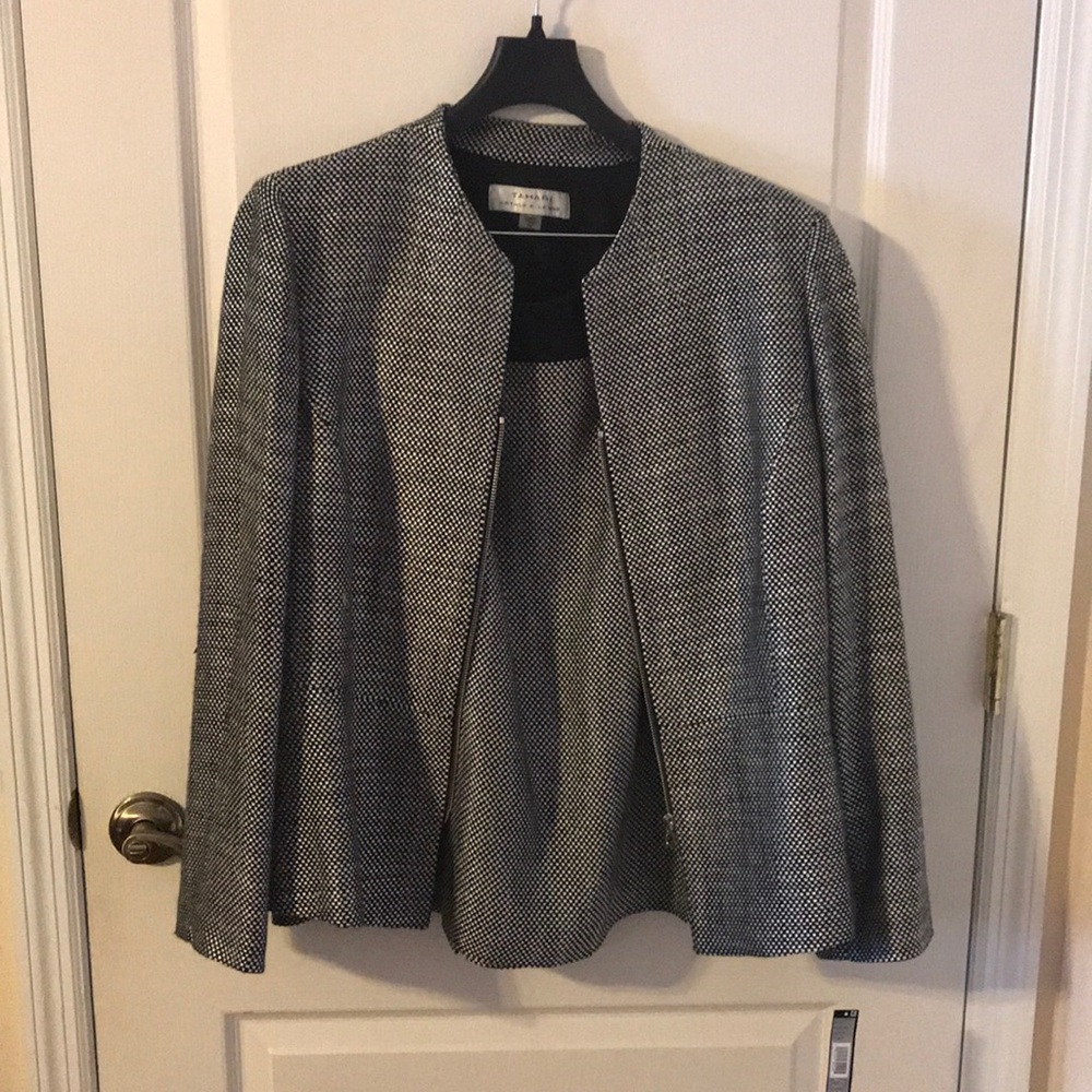 Tahari Skirt Set Size 16 NWT Bonus Pant Suit 16